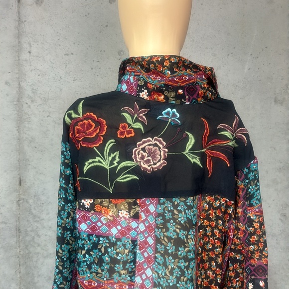 Avanti Blue and Red embroidery Oversized Button Down Shirt - Picture 5 of 8